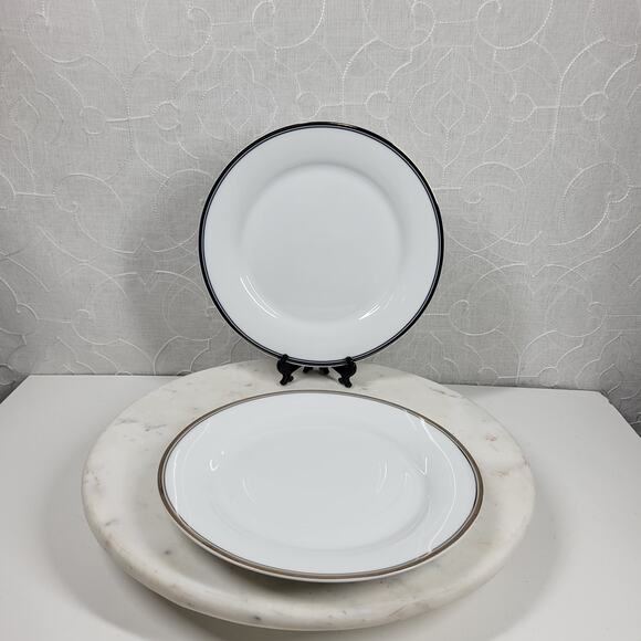Williams Sonoma Open Kitchen Salad Plate 9" Gold Trim Porcelain 2-Pc Dinnerware - Picture 6 of 15